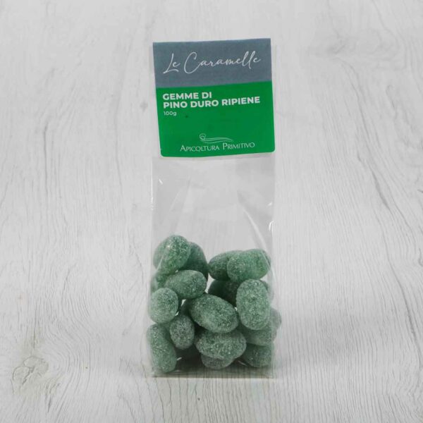 Gemme di pino dure ripiene